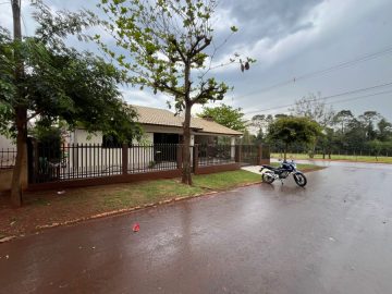 Casa de esquina Parque Verde